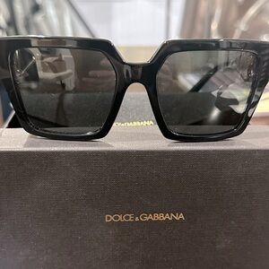 SOLD ‼️❗️Dolce & Gabana Authentic Brand new full inclusion without tag